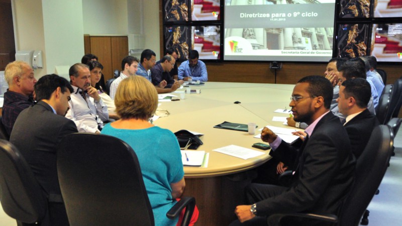 20130111155736r0_2_luiz.jpg