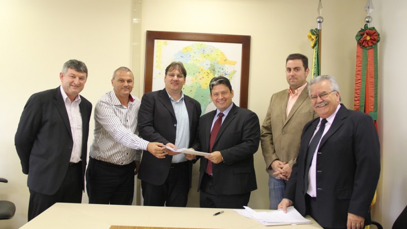 20150415161106doacao.jpg