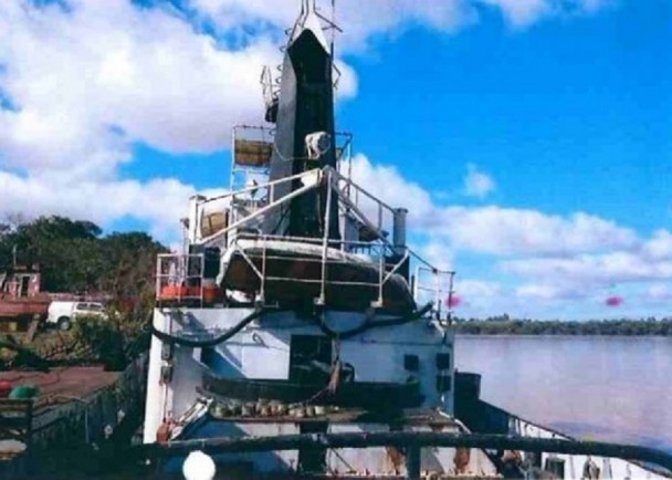 Com 28 metros de comprimento, rebocador está no Estaleiro Naval de Triunfo - Foto: Divulgação