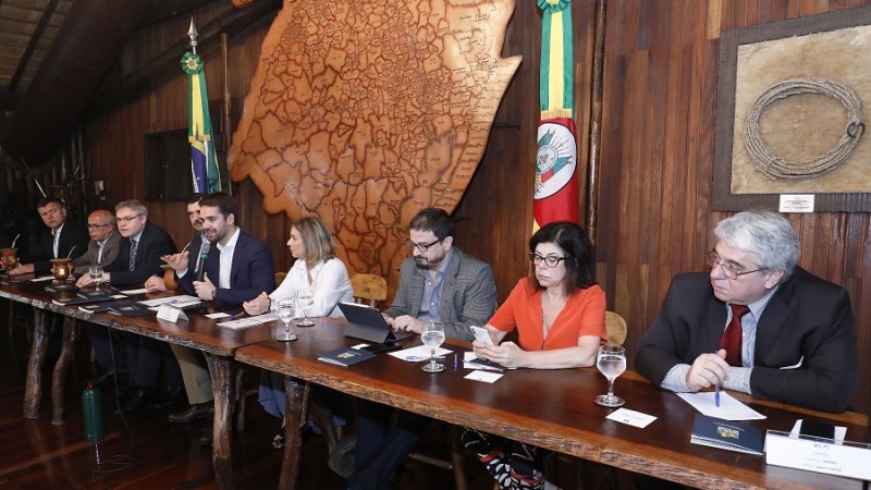Para Leite, dados reforçam que o governo trabalha na direção correta, especialmente com a reforma estrutural em discussão
