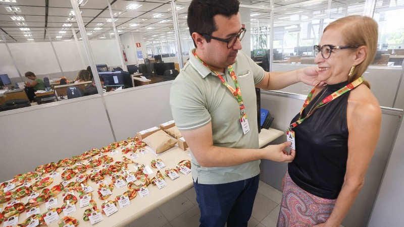Cerca de 6 mil crachás devem ser confeccionados