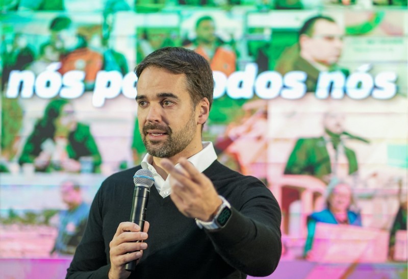 "Nosso propósito é aprofundar em cada secretaria a elaboração de projetos estruturantes de médio e longo prazo", disse Leite