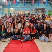 Crianças do Centro Infanto Juvenil Monteiro Lobato receberam a visita do Papai Noel 