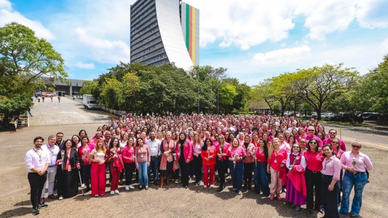 Atividade destacou preven&ccedil;&atilde;o, promo&ccedil;&atilde;o da sa&uacute;de no ambiente de trabalho e conscientiza&ccedil;&atilde;o sobre o c&acirc;ncer de mama